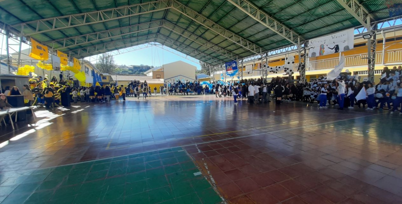 Semana de Aniversario CSME: los alumnos/as realizaron la presentación de barras de sus alianzas